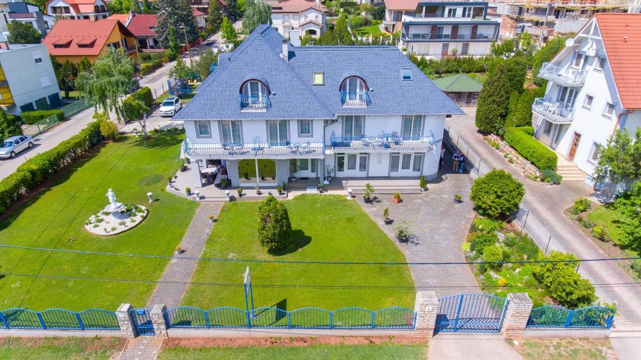 블로톤퓌레드 Margret Haus B&B 외부 사진