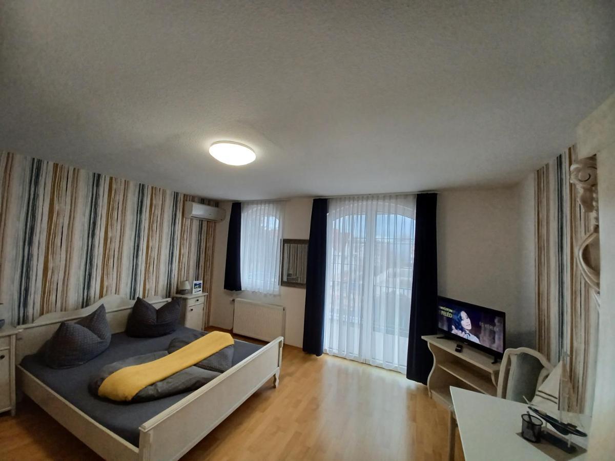 블로톤퓌레드 Margret Haus B&B 외부 사진
