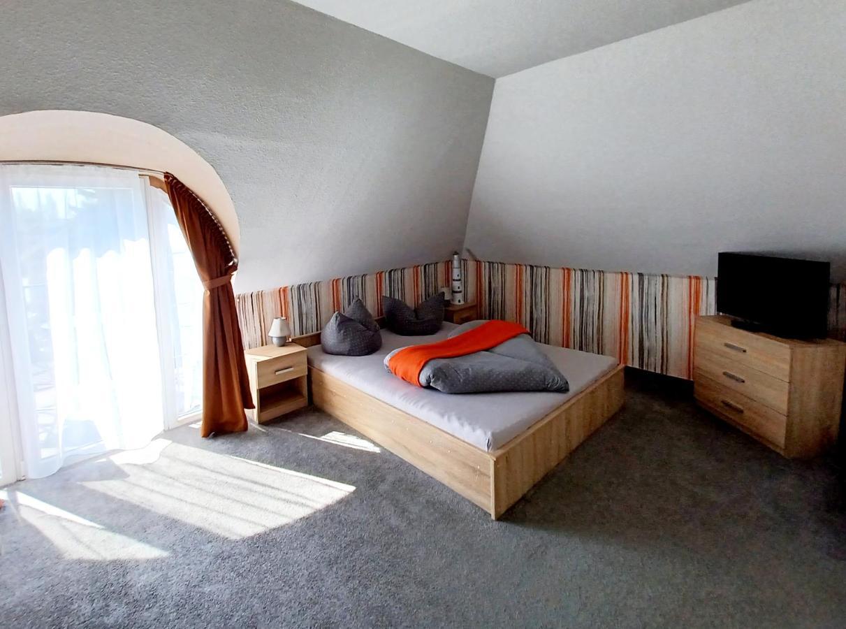 블로톤퓌레드 Margret Haus B&B 외부 사진