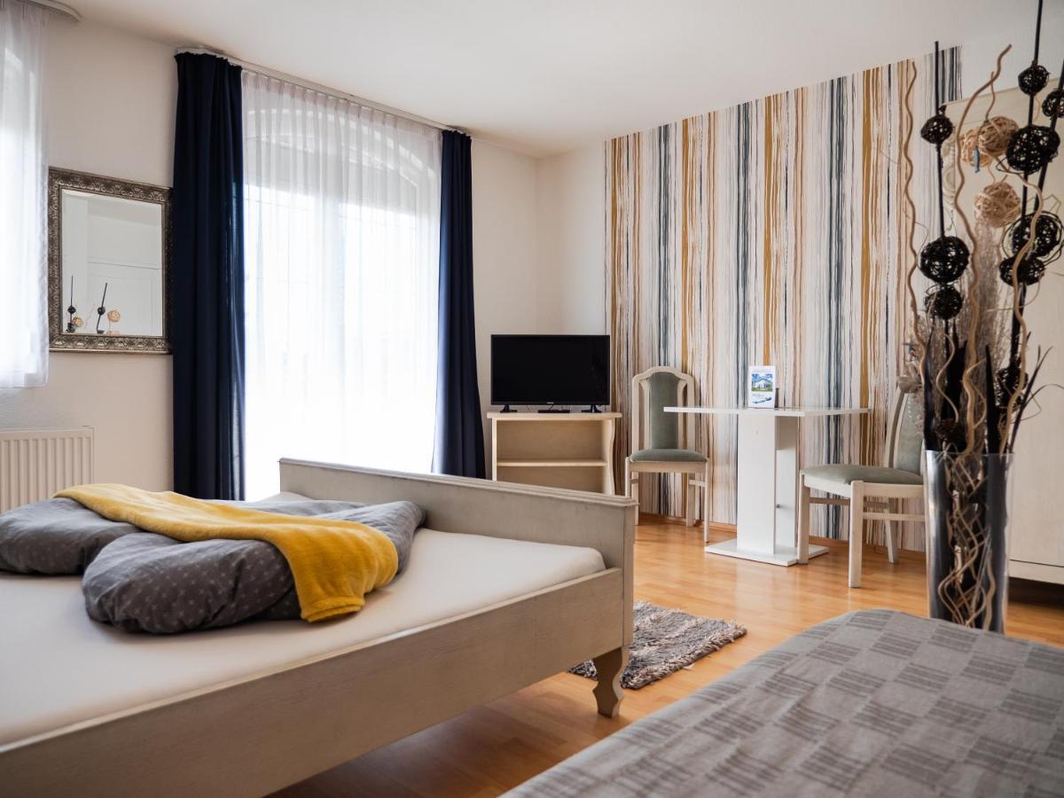 블로톤퓌레드 Margret Haus B&B 외부 사진