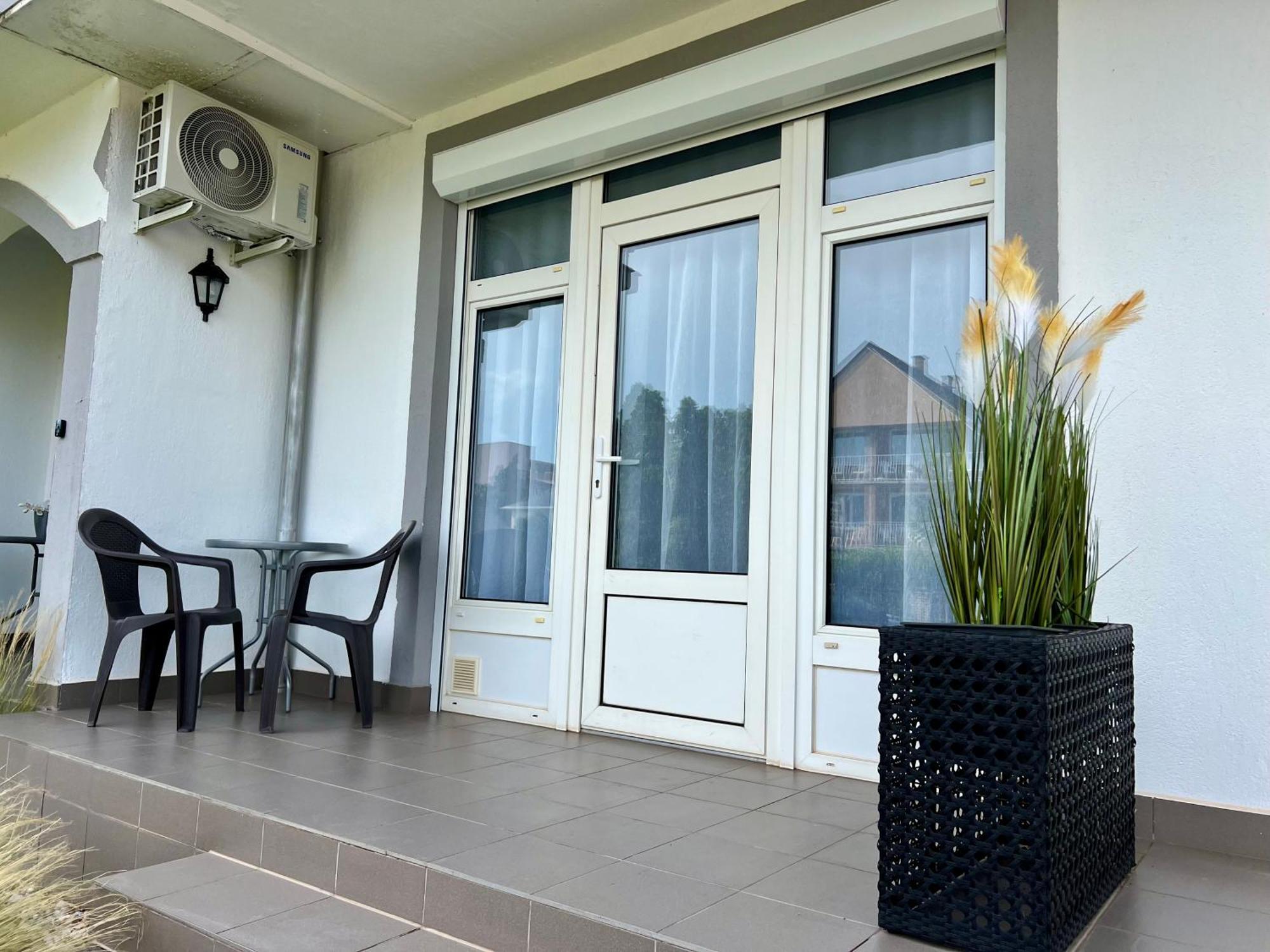 블로톤퓌레드 Margret Haus B&B 외부 사진